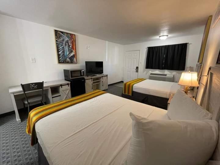 Glen Rose Inn & Suites 外观 照片