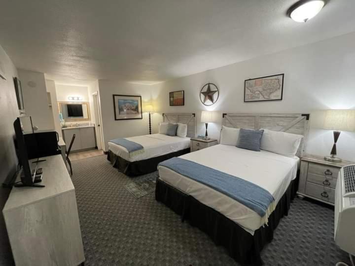 Glen Rose Inn & Suites 外观 照片