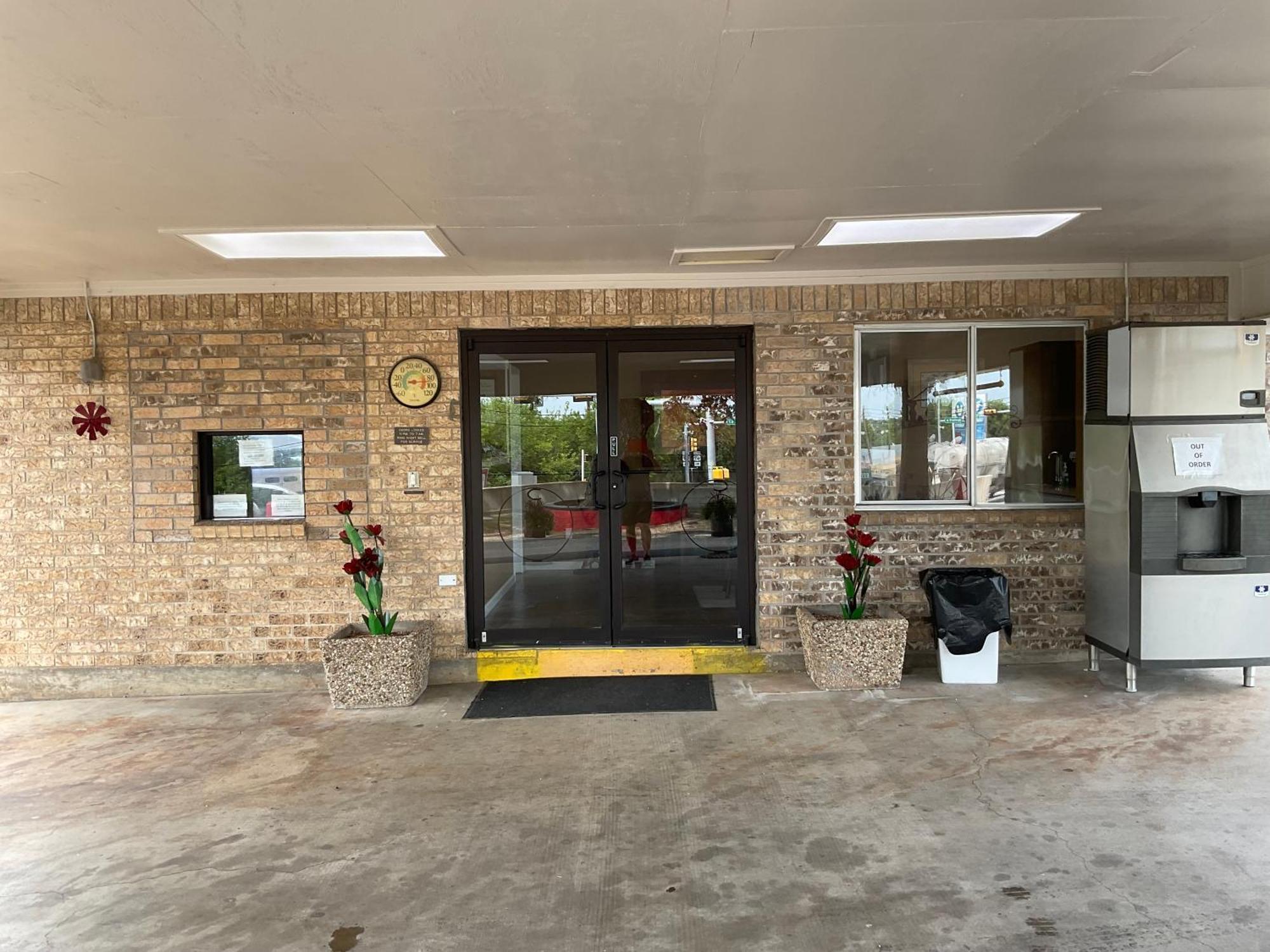 Glen Rose Inn & Suites 外观 照片
