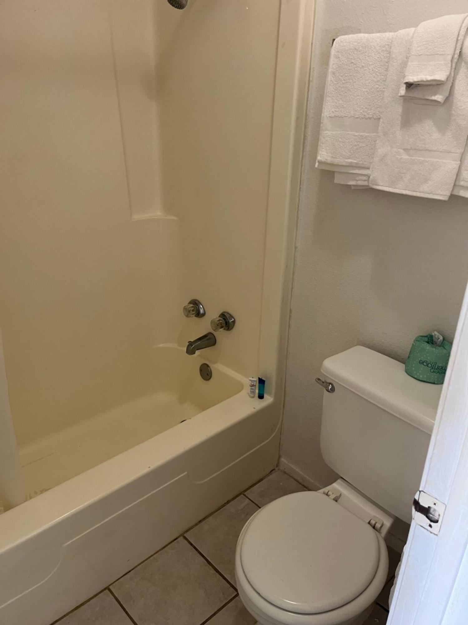 Glen Rose Inn & Suites 外观 照片