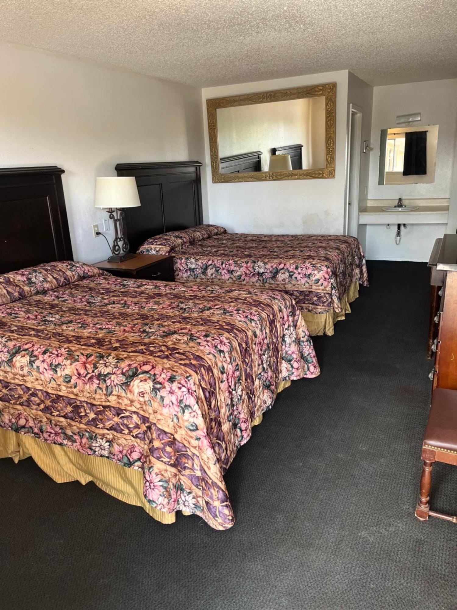 Glen Rose Inn & Suites 外观 照片
